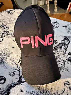 PING FlexFit Golf Cap Black & Pink Size L-XL